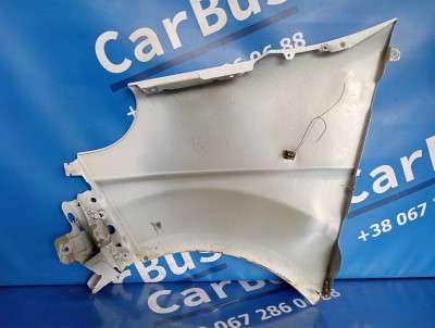 Крило переднє праве Renault Trafic II, Opel Vivaro II, Nissan Primastar II (2001-2006) дорестайл