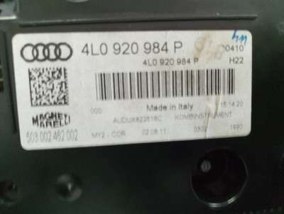 Панель приладів (щиток приладів) Audi Q7 (2010-2015)