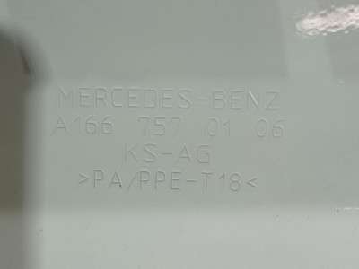 Лючок бензобака Mercedes GL X166