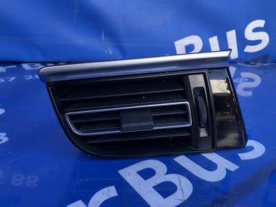 Дефлектор обдування салону лівий Porsche Macan 95B  ( 2013 - 2021)
