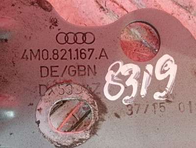 Кронштейн (кріплення) крила лівий Audi Q7 4M(2015-2020)