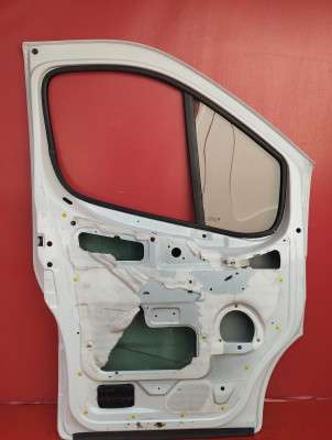 Двері передні ліві Renault Trafic II, Opel Vivaro II, Nissan Primastar II (2001-2006) дорестайл