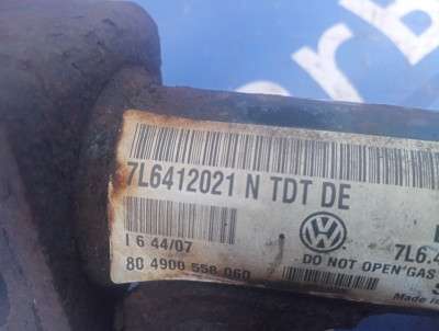 Стійка амортизатора переднього лівого Volkswagen Touareg (2007-2010) рестайл
