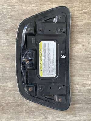 Кришка лючка порта зарядки Nissan LEAF I 2010-2017