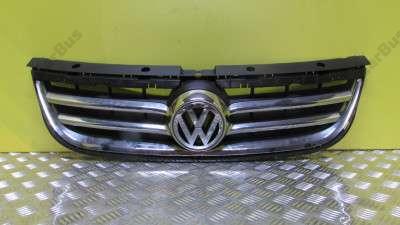Решетка радиатора Volkswagen Touareg (2007-2010) рестайл