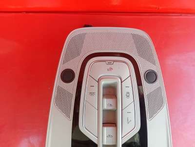 Плафон салону (ліхтар) Audi E-TRON