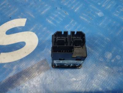 Роз`єм AUX/USB Ford Escape 3 FL ( 2012 - 2019 )