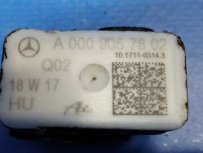Датчик удару Mercedes-Benz E63 S