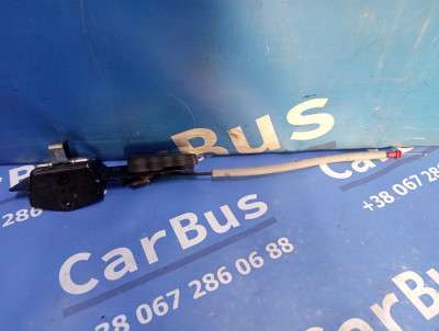 Кронштейн (тримач) ручки дверей Renault Trafic II, Opel Vivaro II, Nissan Primastar II (2006-2014) рестайл