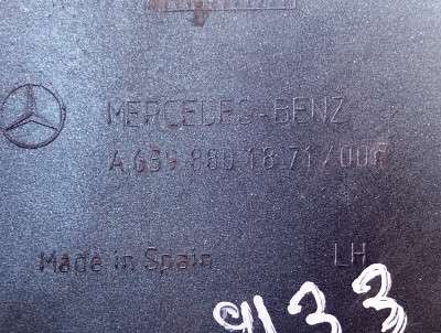 Ікло (кут) бампера лівий Mercedes-Benz Vito W 639 (2003-2010) дорестайл