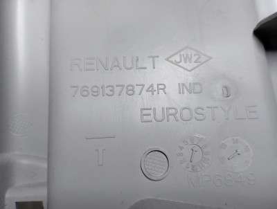 Обшивка стійки салону середня права Renault Zoe (2012-2019)