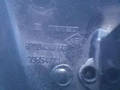 Плафон підсвітки номеру Renault Trafic II, Opel Vivaro II, Nissan Primastar II (2006-2014) рестайл