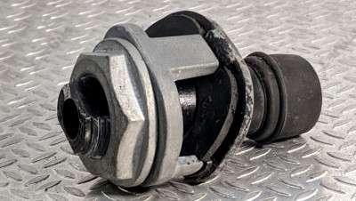 Упор дверей (капота, ляди) BMW X5 E53 (2003-2006) рестайл
