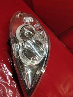 Фара передняя левая RENAULT MASTER III