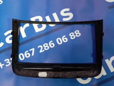Декоративна накладка на торпедо Mercedes-Benz Vito W 639 (2003-2010) дорестайл