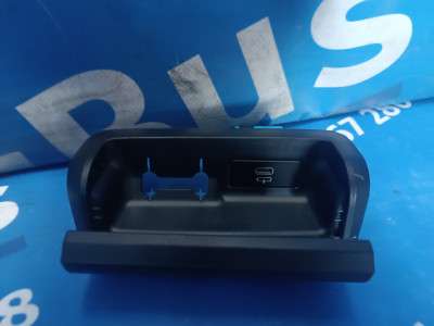 Роз`єм USB BMW X7 G07 (2018-2022)