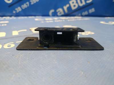 Замок кришки (двері) багажника Renault Trafic II, Opel Vivaro II, Nissan Primastar II (2006-2014) рестайл
