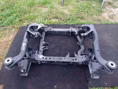 Балка передня (підрамник) Mercedes GL X166