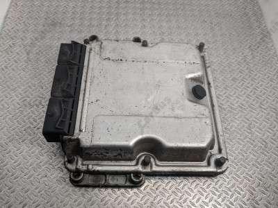 Блок управления двигателем Renault Trafic II, Opel Vivaro II, Nissan Primastar II (2001-2006) дорестайл
