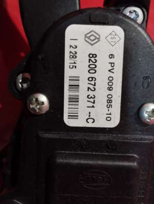 Педаль газу RENAULT MASTER III