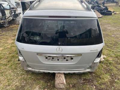 Кришка багажника (двері) Mercedes GL X164