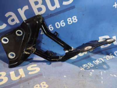 Петля капота права Volkswagen Touareg (2007-2010) рестайл
