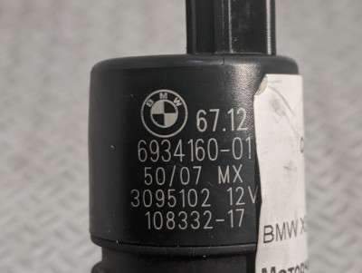 Моторчик (насос) омивача BMW X5 E70 (2010-2013) рестайл