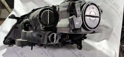 Фара передня права Mercedes ML W164 (2005-2011)