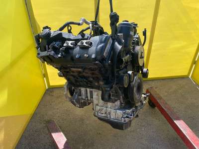 Двигун CRCA 3.0 TDI Volkswagen Touareg NF (2010-2014)