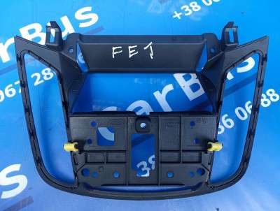 Накладка центральної консолі Ford Escape 3 FL ( 2012 - 2019 )