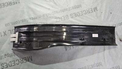 Накладка декоративная Mercedes ML W164 (2005-2011)
