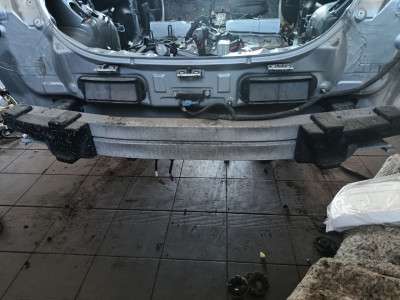 Підсилювач бампера задній Nissan LEAF I 2010-2017