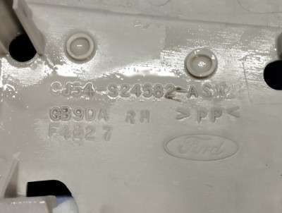 Обшивка стойки салона средняя правая Ford Escape 3 FL ( 2012 - 2019 )