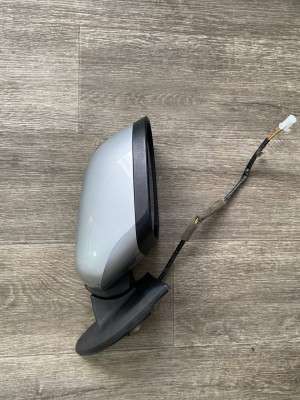Дзеркало дверей бічне праве Nissan LEAF I 2010-2017