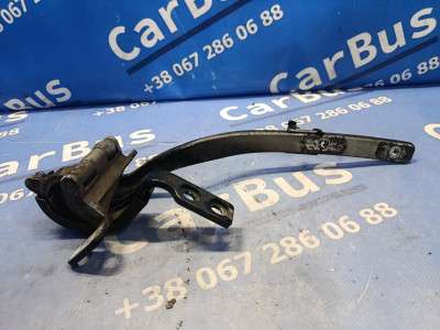 Петля кришки (двері) багажника Volkswagen Touareg (2007-2010) рестайл