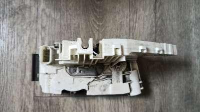 Замок дверей передньої правої Mercedes ML W166 (з 2011)