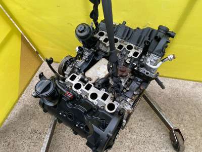 Двигун CRCA 3.0 TDI Volkswagen Touareg NF (2010-2014)
