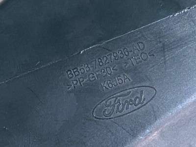 Лючок бензобака Ford Explorer (2011-2019)