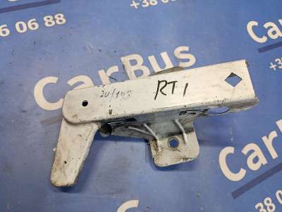 Кронштейн (кріплення) крила правий Renault Trafic II, Opel Vivaro II, Nissan Primastar II (2006-2014) рестайл
