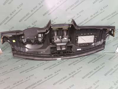 Торпедо (панель передня) Mercedes ML W164 (2005-2011)