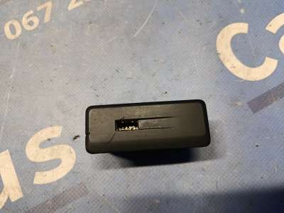 Блок УСБ USB Renault Trafic III, Opel Vivaro III (2014-2020)