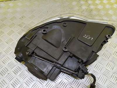Фара передня права Volkswagen Touareg (2007-2010) рестайл