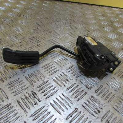 Педаль газу Renault Trafic II, Opel Vivaro II, Nissan Primastar II (2006-2014) рестайл
