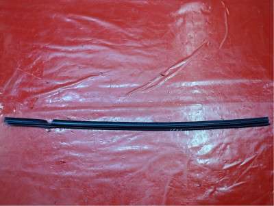 Ущільнювач скла дверей Audi Q7 4M(2015-2020) - 2