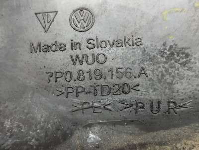 Повітрозабірник моторного відсіку Volkswagen Touareg FL (2015-2018) - 4