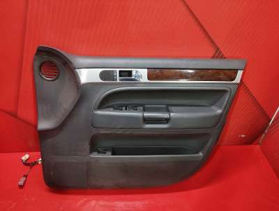 Обшивка (карта) двери передней правой Volkswagen Touareg (2003-2006) дорестайл
