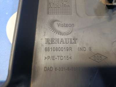 Декоративна накладка на торпедо RENAULT MASTER III