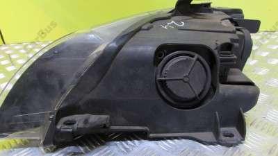 Фара передня права Audi Q7 (2006-2009)