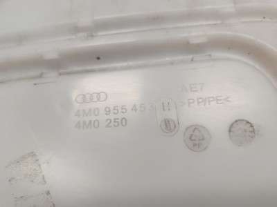 Бачок омивача (омивач скла, фар) Audi Q7 4M(2015-2020)
