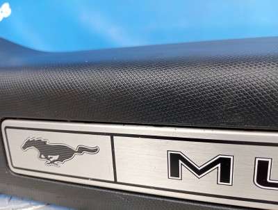 Накладка декоративна на поріг ліва Ford Mustang Mach-E  Select Premium  ( 2019 - 2026 )